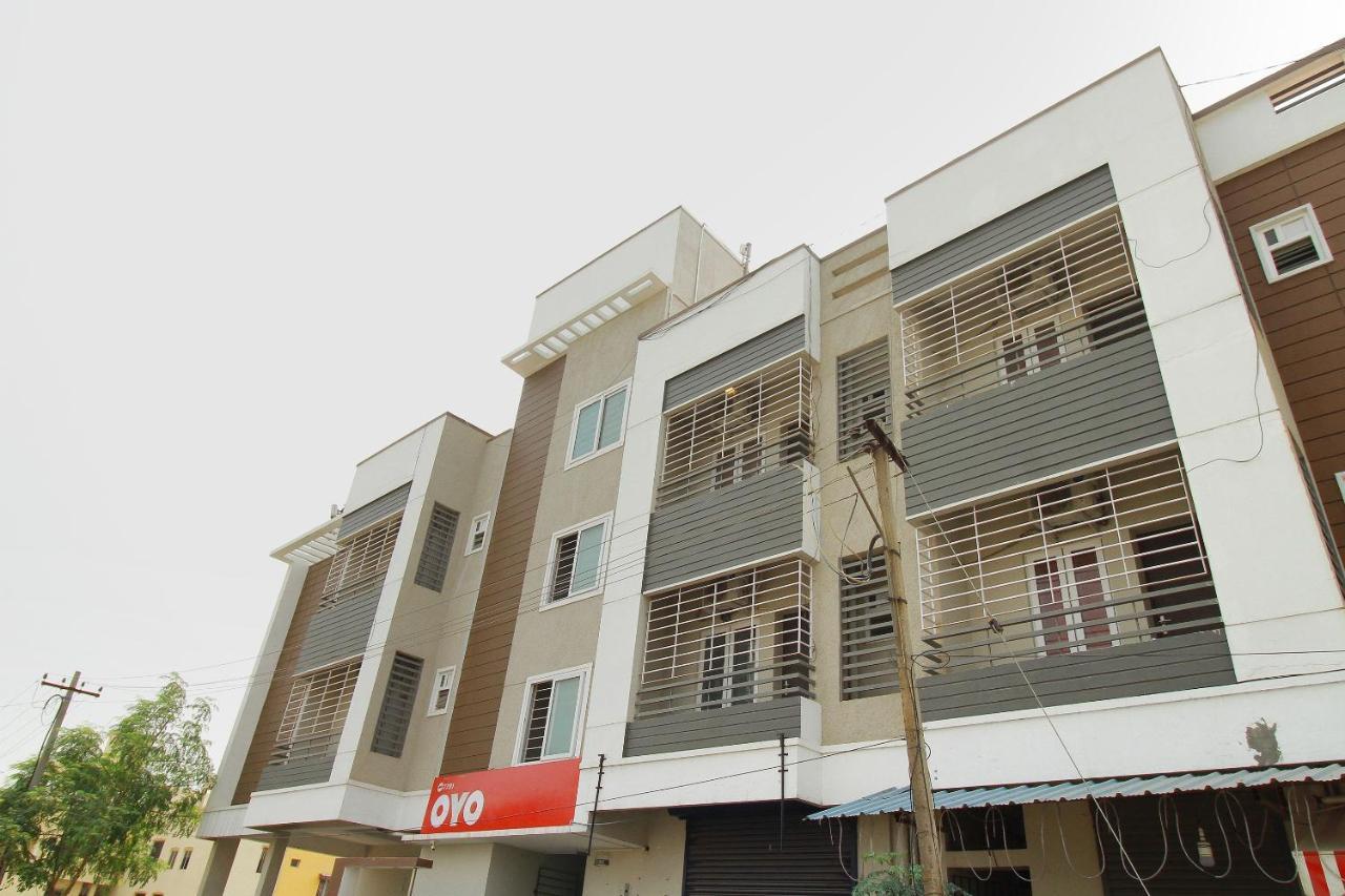 Hotel O Dakshin Stays Mogappair Guest house