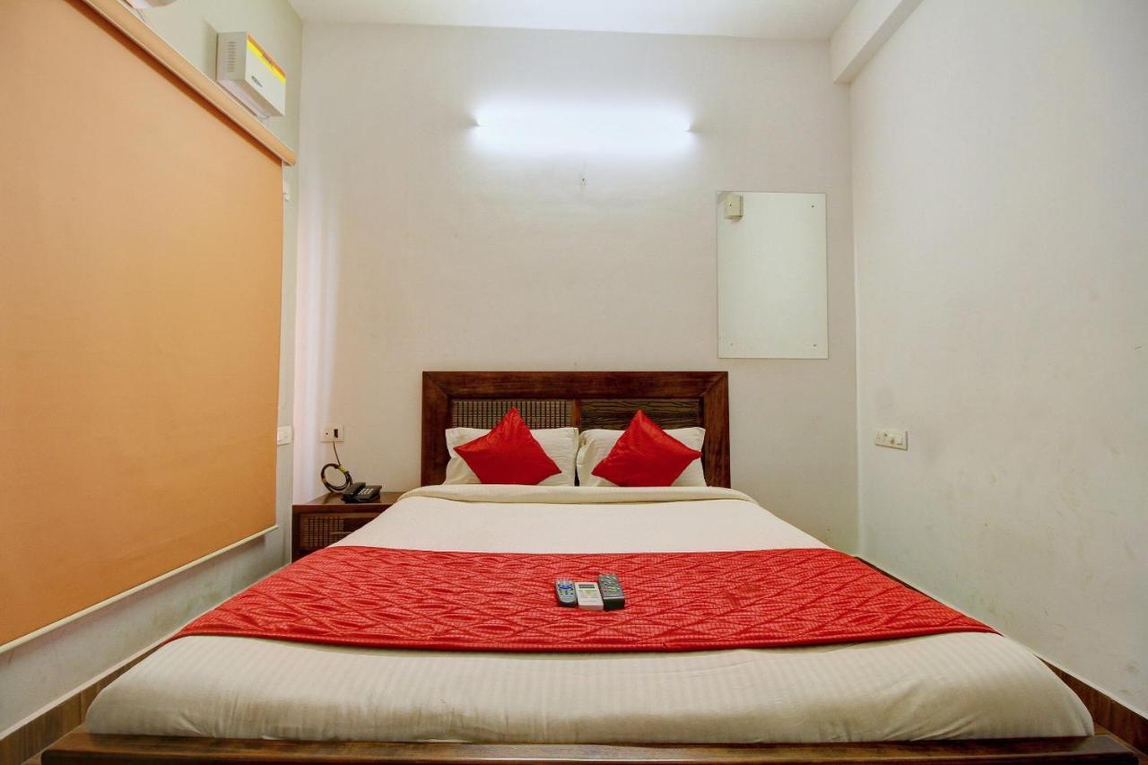 Hotel O Dakshin Stays Mogappair